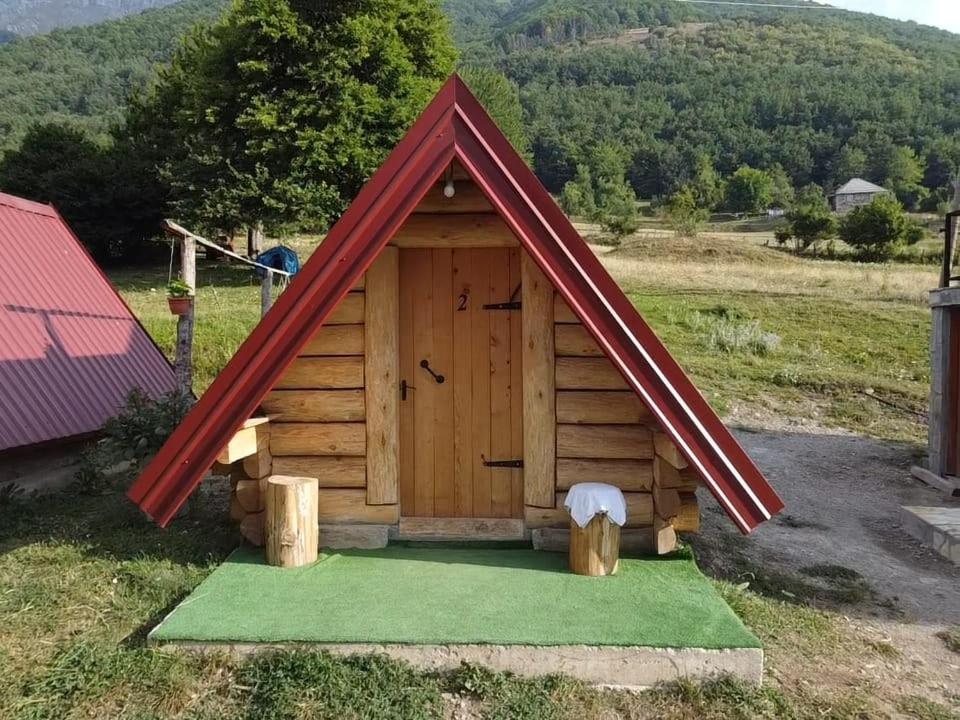 Bungalows Malagic Gusinje Eksteriør bilde