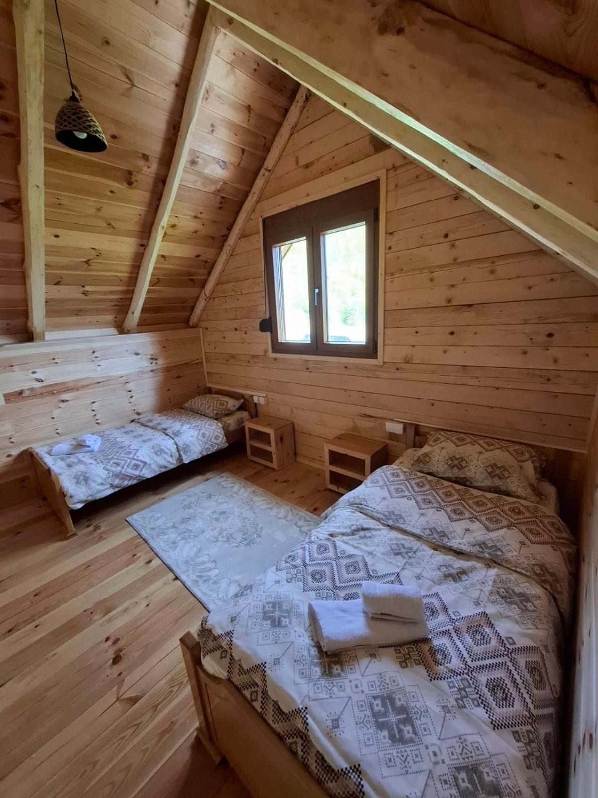 Bungalows Malagic Gusinje Eksteriør bilde